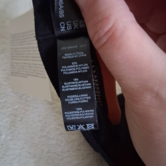 La Perla NWT Women's Size 38E Black Lace Underwire Unlined Satin Straps Bra - Picture 10 of 13